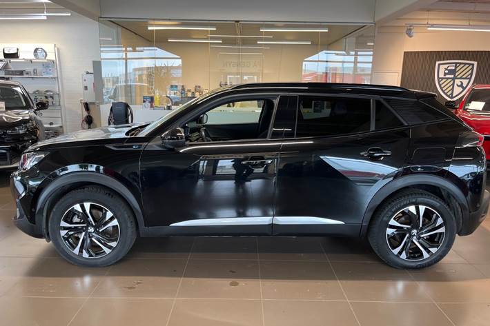 Sort Peugeot e-2008 fra 2023