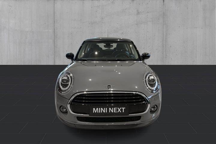 Grå Mini Cooper fra 2020