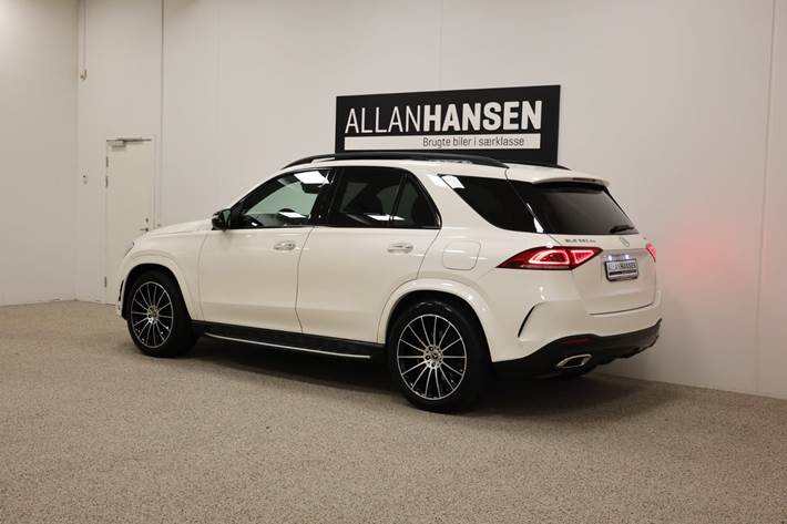Hvid Mercedes GLE350 de fra 2023