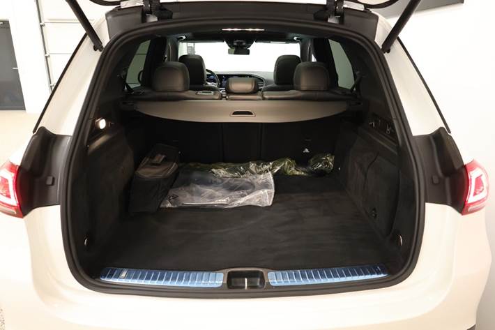 Hvid Mercedes GLE350 de fra 2023