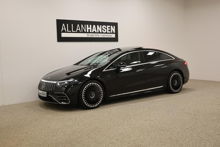 Sort Mercedes EQS53 fra 2023