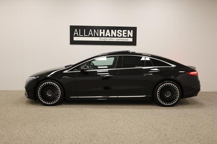 Sort Mercedes EQS53 fra 2023