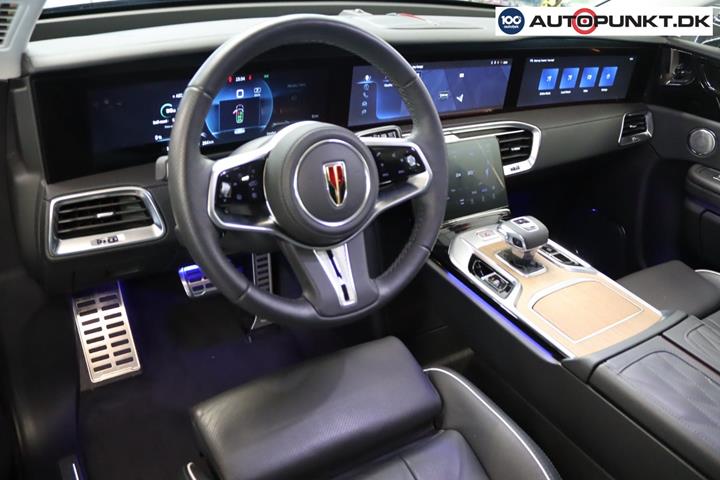 Sort Hongqi E-HS9 fra 2024