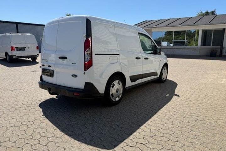 Hvid Ford Transit Connect fra 2018