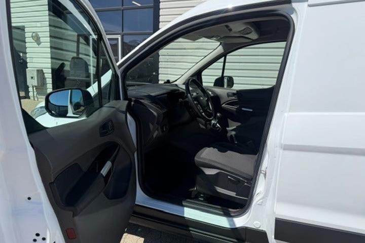 Hvid Ford Transit Connect fra 2018