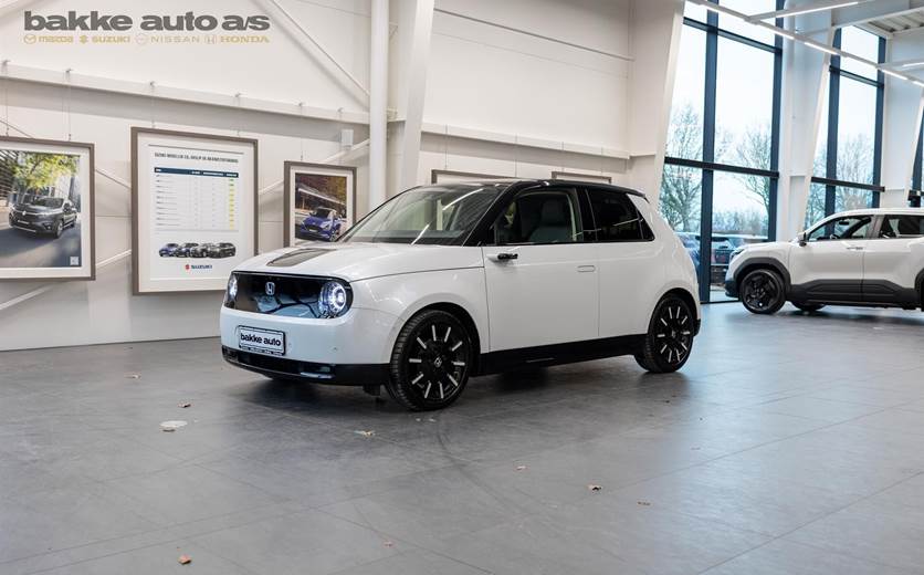 Honda e EL Advance CVT 154HK 5d Aut.