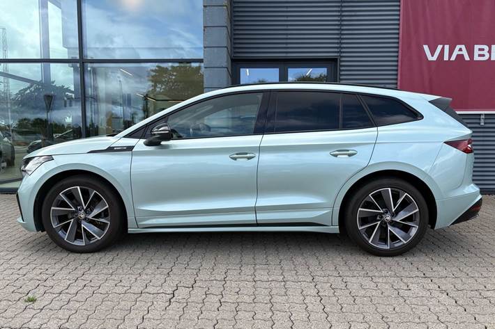 Grøn Skoda Enyaq fra 2021