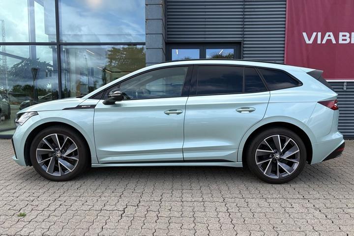 Grøn Skoda Enyaq fra 2021