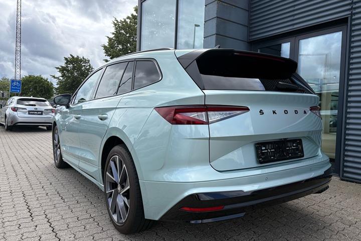 Grøn Skoda Enyaq fra 2021