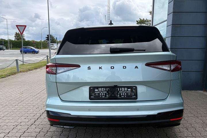 Grøn Skoda Enyaq fra 2021