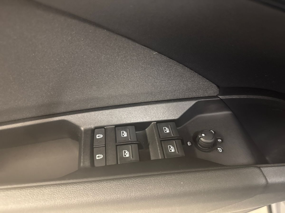 Grå Audi Q4 fra 2022