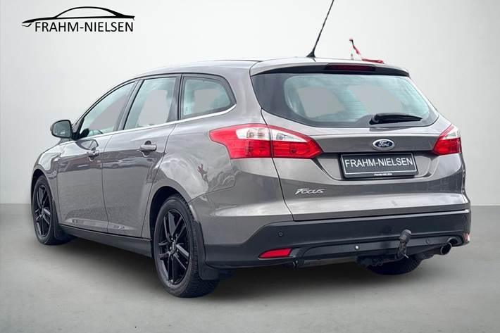 Grå Ford Focus fra 2011