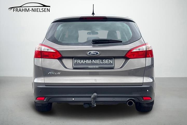 Grå Ford Focus fra 2011