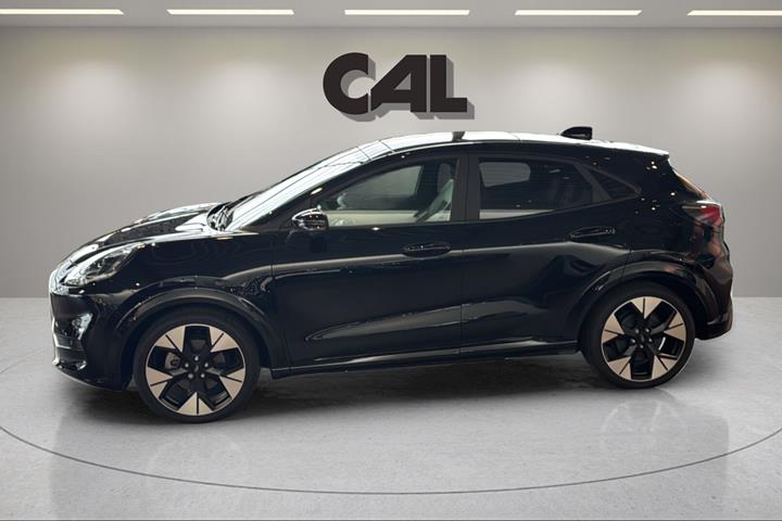 Sort Ford Puma Gen-E fra 2025