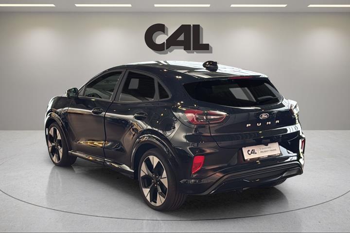 Sort Ford Puma Gen-E fra 2025