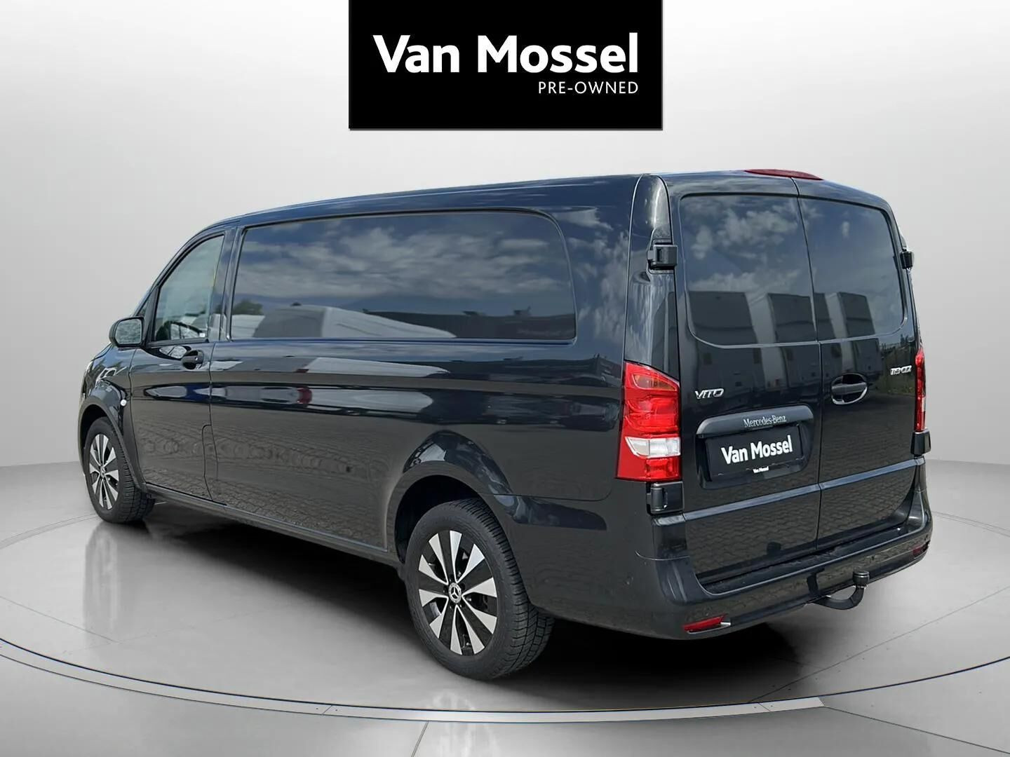 Grå Mercedes Vito fra 2025