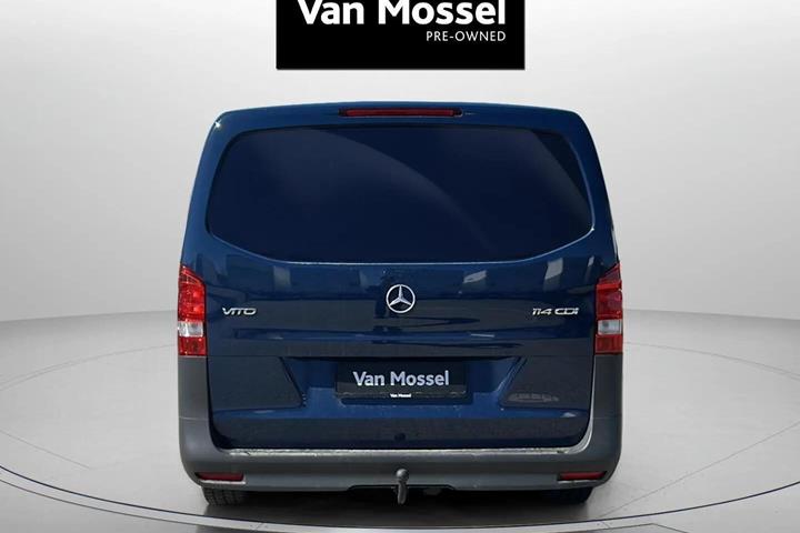 Hvid Mercedes Vito fra 2025