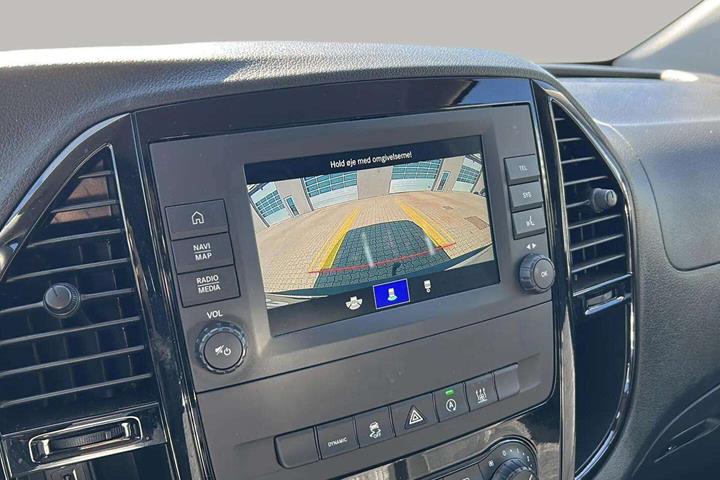 Hvid Mercedes Vito fra 2023