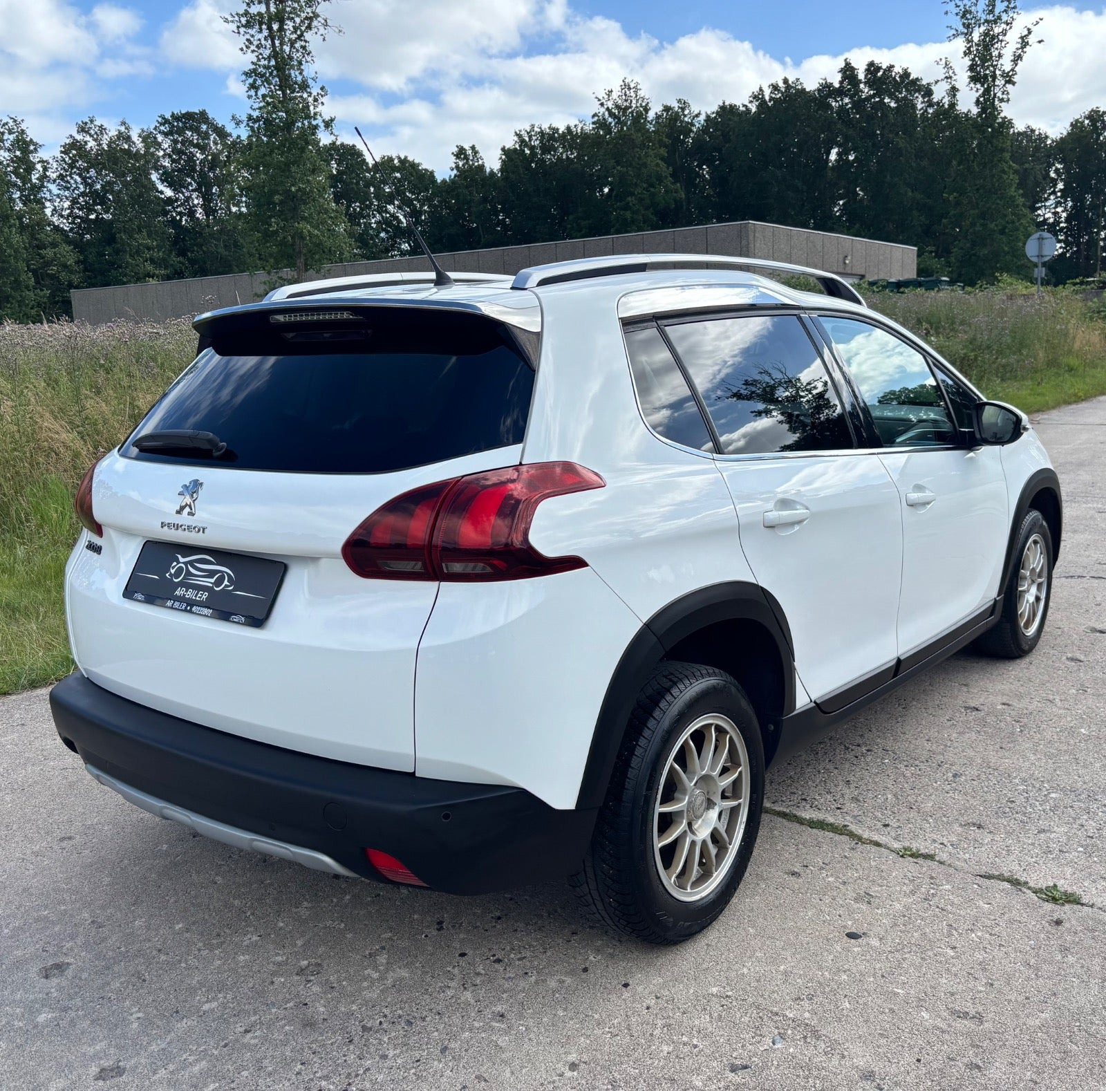 undefined Peugeot 2008 fra 2017