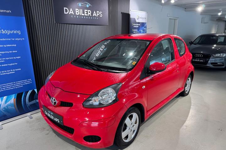 undefined Toyota Aygo fra 2009 set udefra