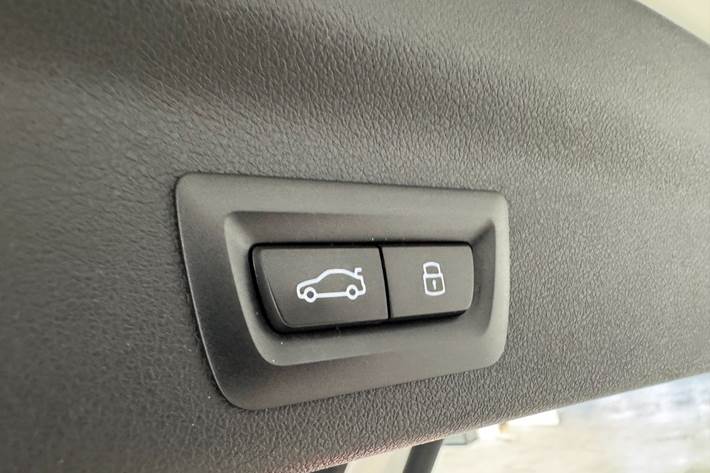 Hvid BMW iX1 fra 2023