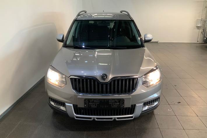 Beige Skoda Yeti Outdoor fra 2014