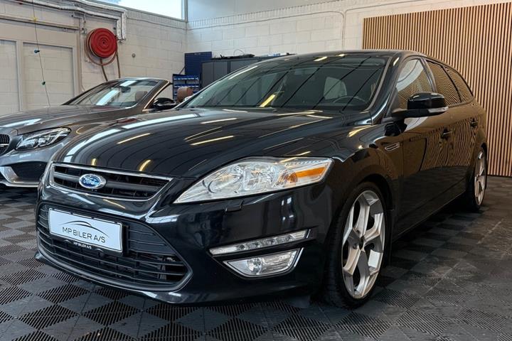 Sort Ford Mondeo fra 2011