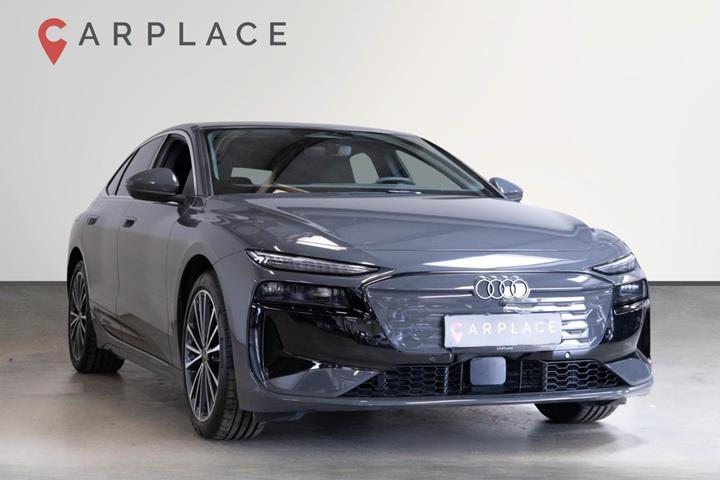 Grå Audi A6 e-tron fra 2025