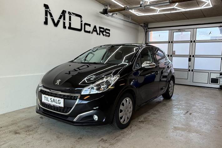 Sort Peugeot 208 fra 2019