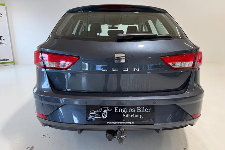 Grå Seat Leon fra 2020