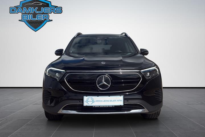 Sort Mercedes EQB300 fra 2023
