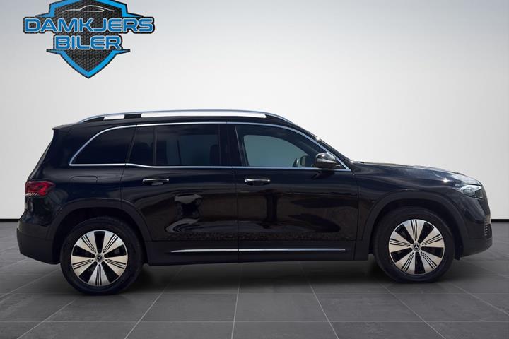 Sort Mercedes EQB300 fra 2023