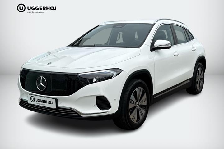 Hvid Mercedes EQA250+ fra 2025 set udefra