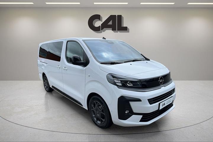 Hvid Opel Zafira-e Life fra 2026
