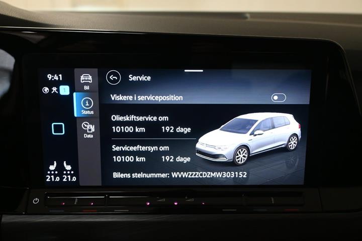 Blå VW Golf VIII fra 2021