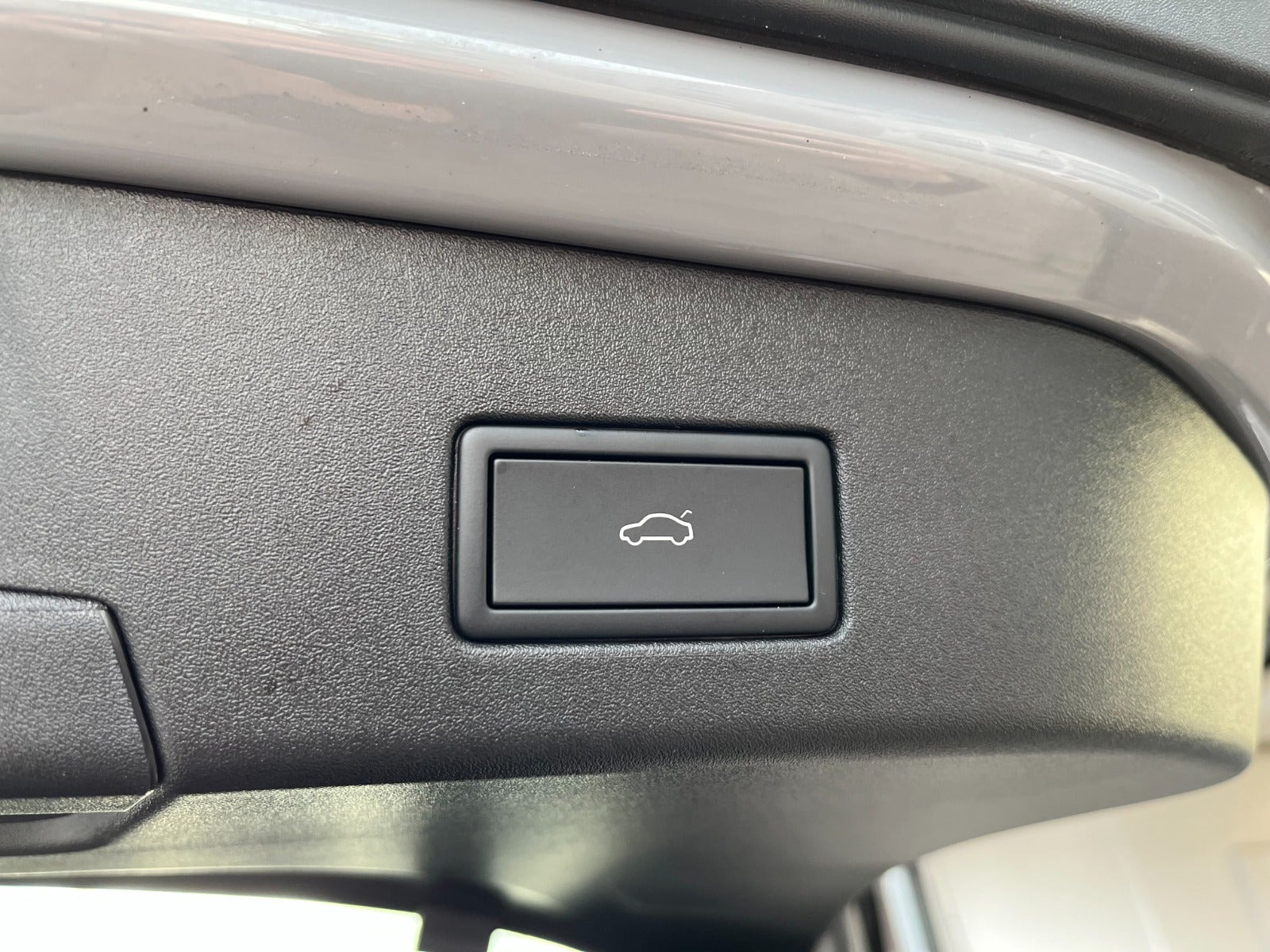 Grå VW ID.4 fra 2025