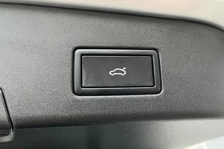 Sølv VW ID.4 fra 2025