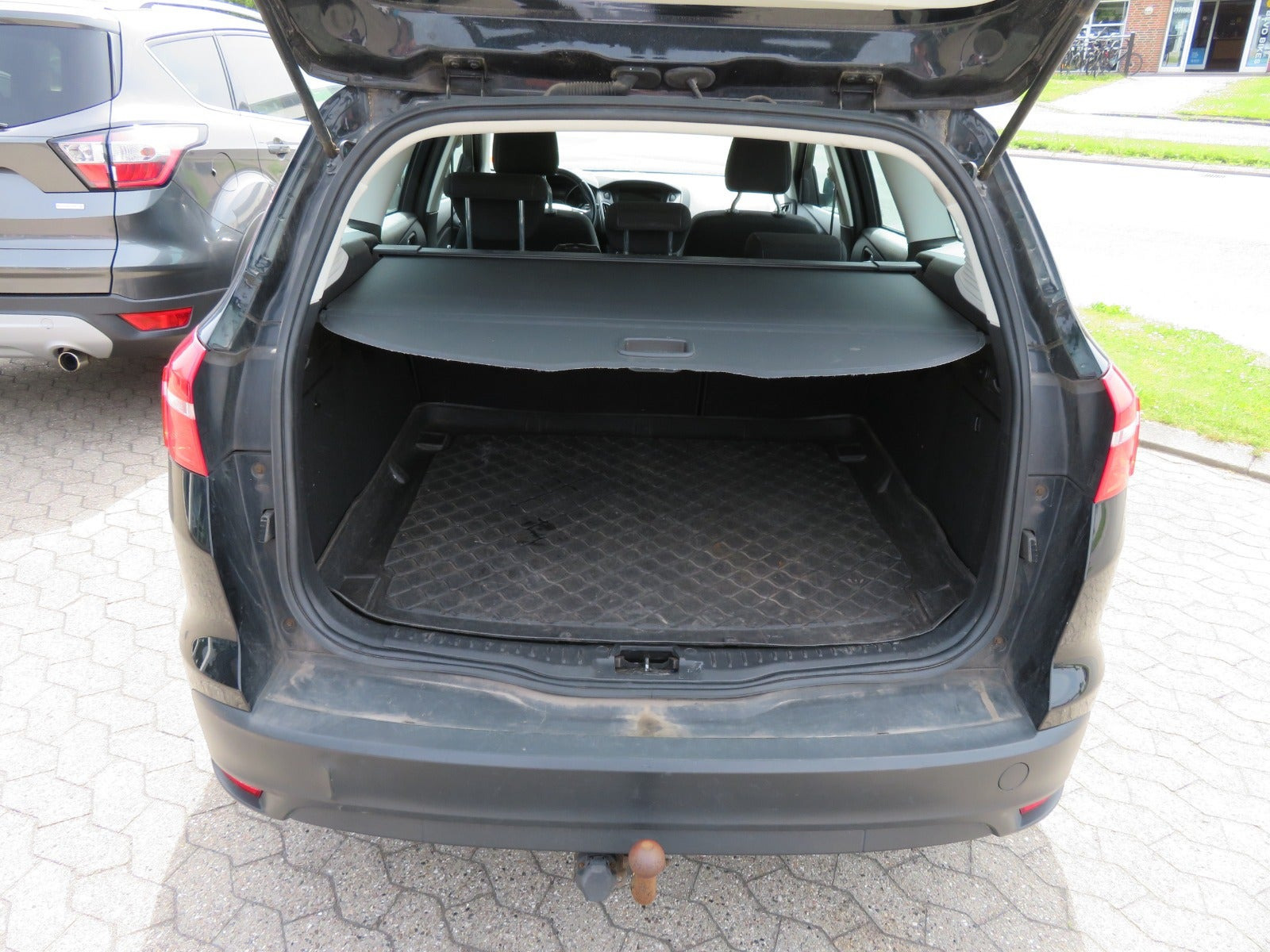 Sort Ford Focus fra 2017