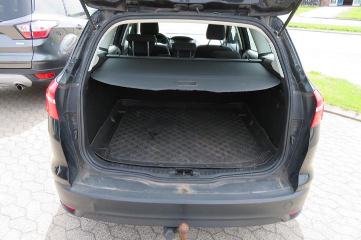 Sort Ford Focus fra 2017