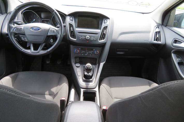 Sort Ford Focus fra 2017
