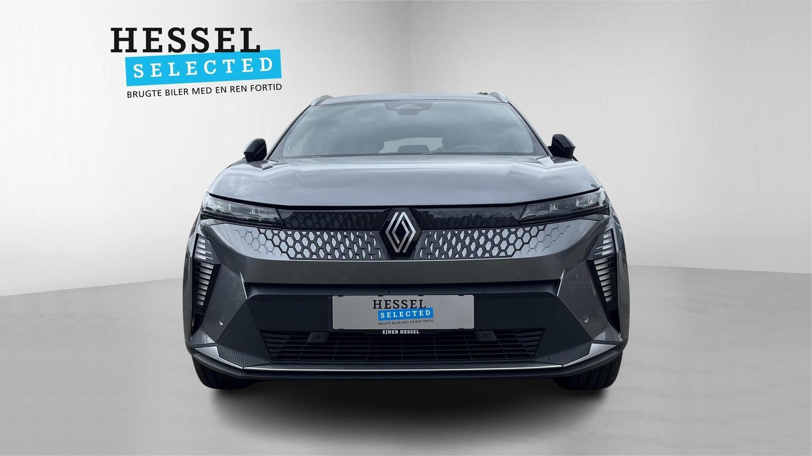 Grå Renault Scenic E-Tech fra 2024