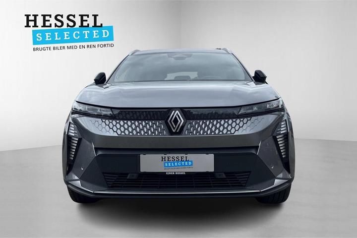 Grå Renault Scenic E-Tech fra 2024
