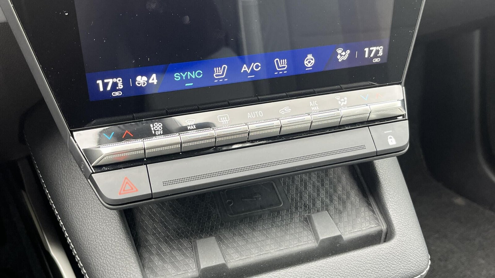 Grå Renault Scenic E-Tech fra 2024