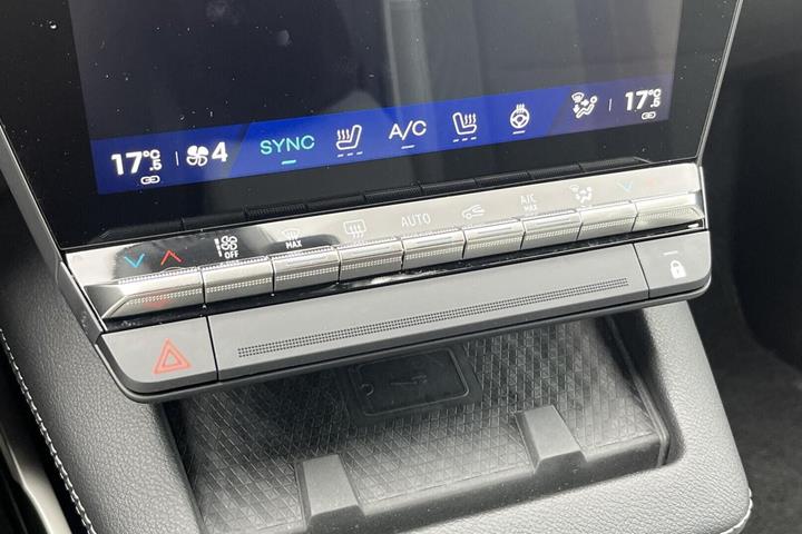 Grå Renault Scenic E-Tech fra 2024