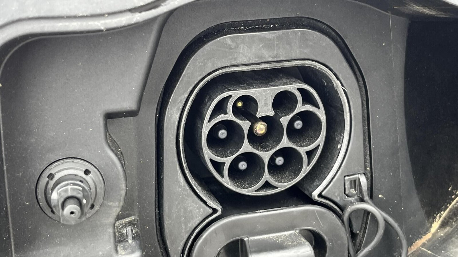 Grå Renault Scenic E-Tech fra 2024
