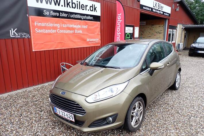 Brun Ford Fiesta fra 2014