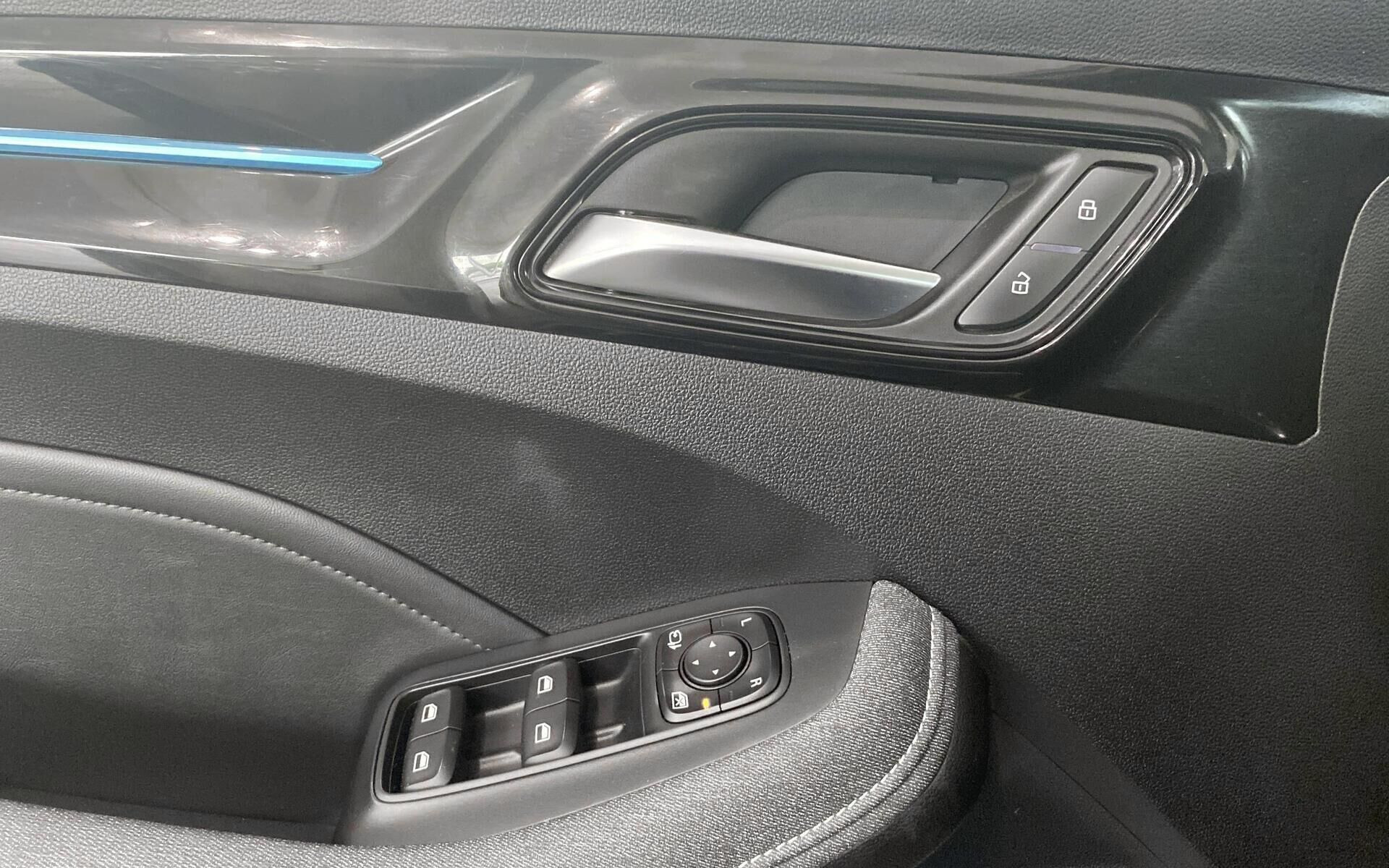 Sølv MG MG5 Electric fra 2023