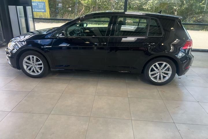 Sort VW Golf fra 2018