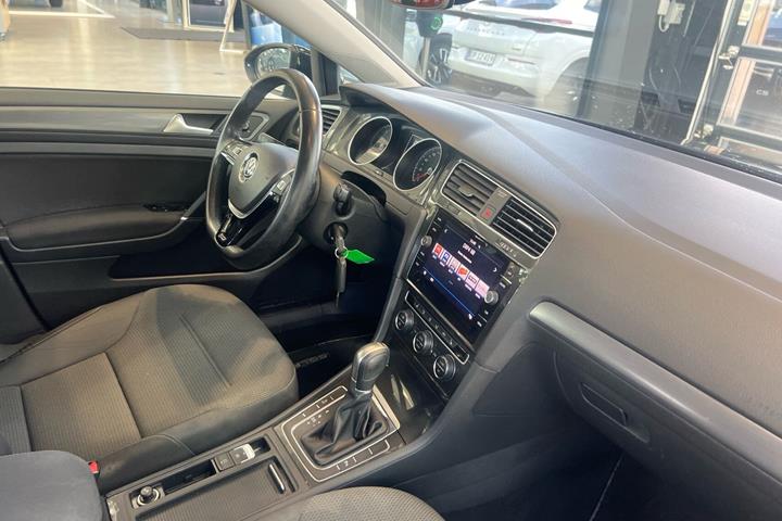 Sort VW Golf fra 2018