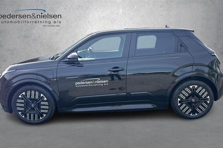 Sort Nissan Micra fra 2025